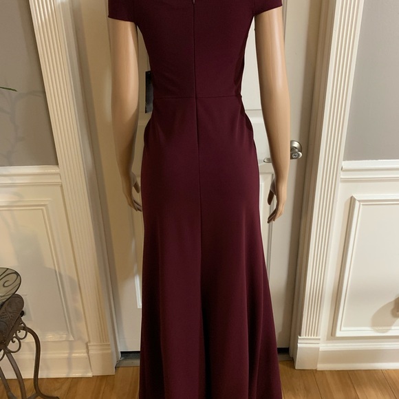 Women’s junior burgundy off- shoulder maxi length - Picture 8 of 11